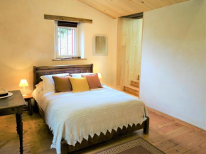 Отель Terre et Eau chambres d'hotes B&B La Flocellière  Ла-Флосельер